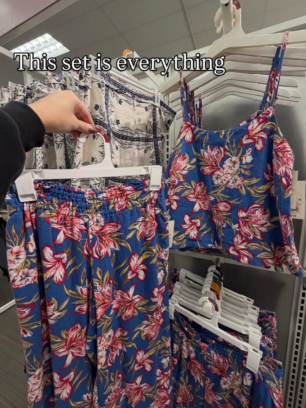 Matching Set From A New Day Blue Floral Spaghetti Strap Tank and Pants NWT SzS - Picture 6 of 6